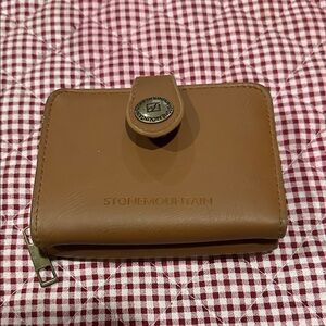 Stone Mountain Accessories Tan Leather wallet